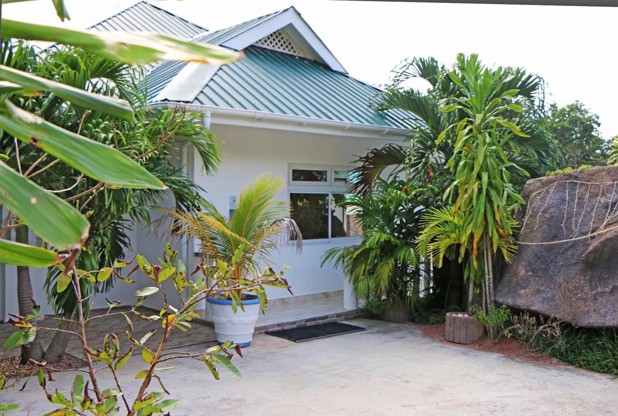 Ferienwohnung Ocean Blue Bay Anse Volbert Village Exterior foto