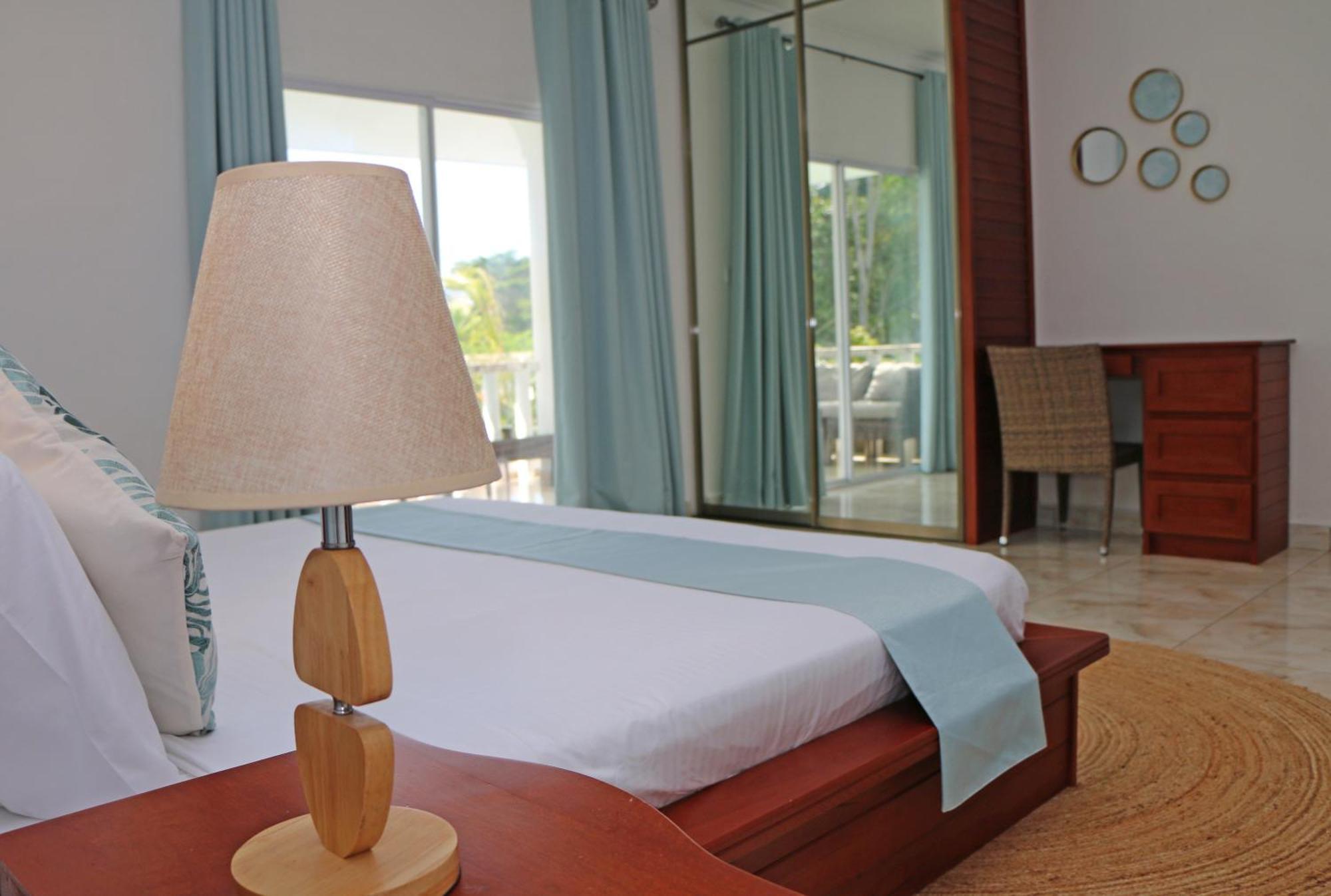 Ferienwohnung Ocean Blue Bay Anse Volbert Village Exterior foto